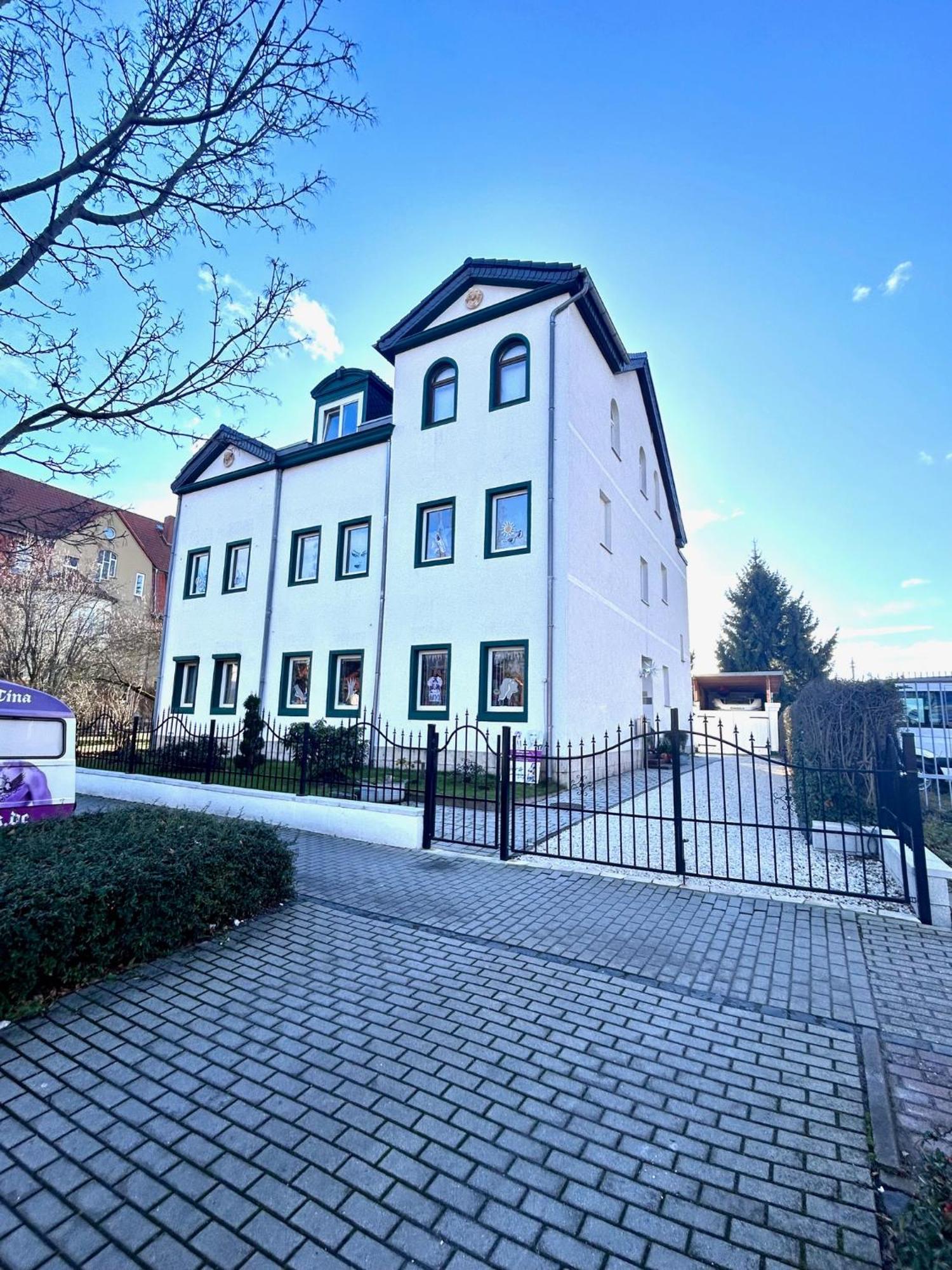 Tina * Naumburg (Saale)